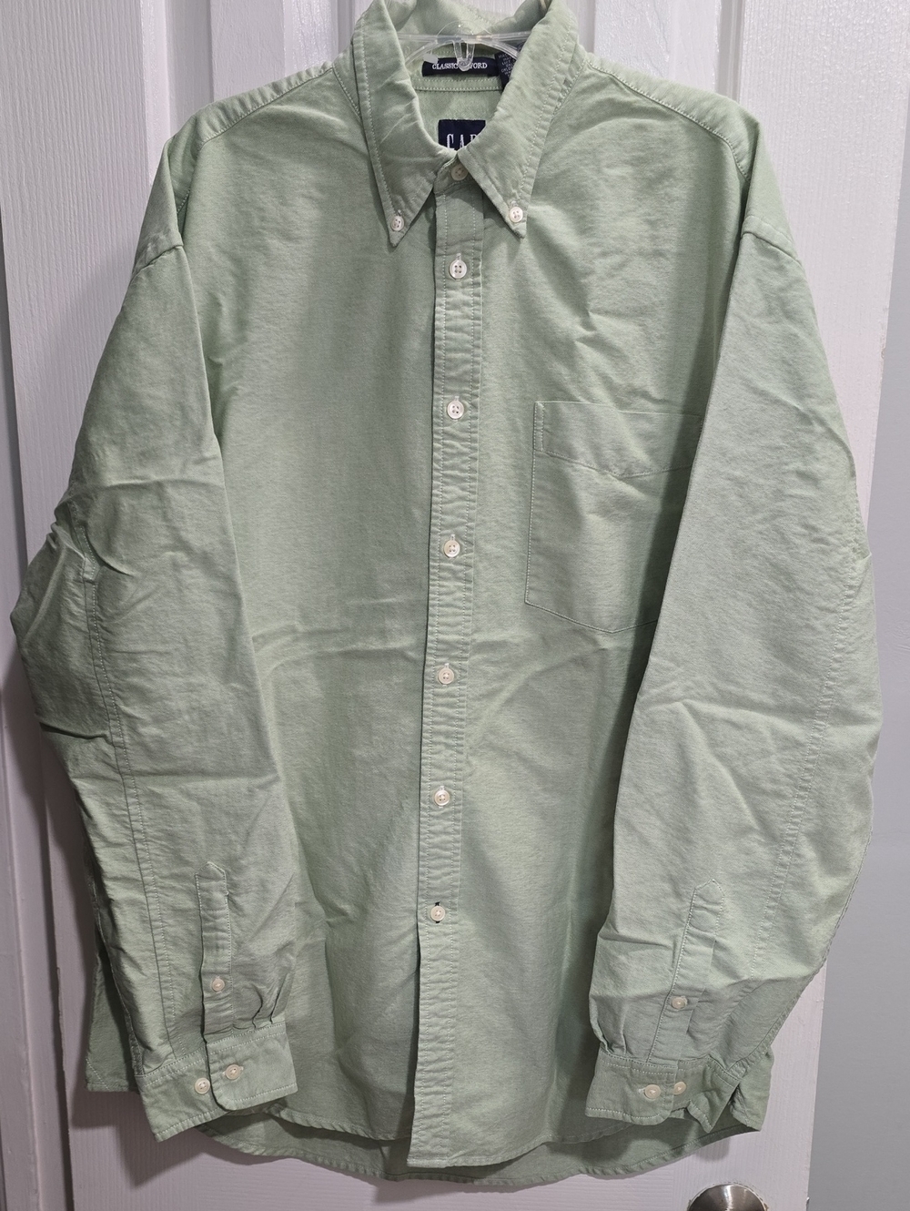 GAP Pale Green Button-Down Oxford Shirt Size M